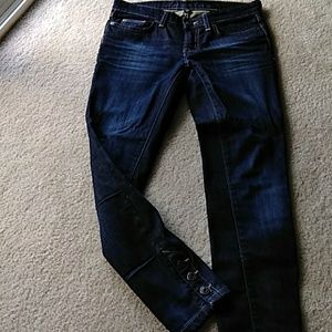 Gap straight/skinny leg with button details 6/28A
